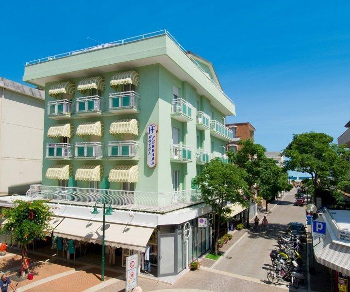 Hotel Ferrara Каттолика Экстерьер фото